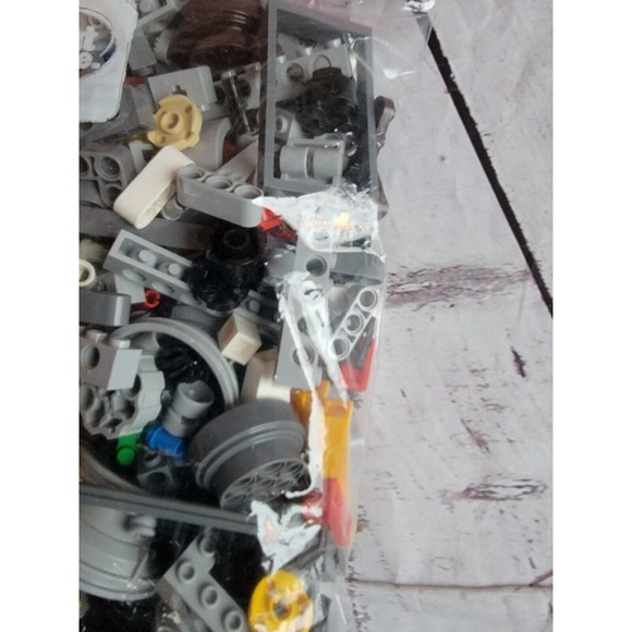 LEGO TECHNIC Bulk Lot Assorted Pieces Parts Bricks Pins Liftarms Axles 1.6 Pound - Picture 3 of 5